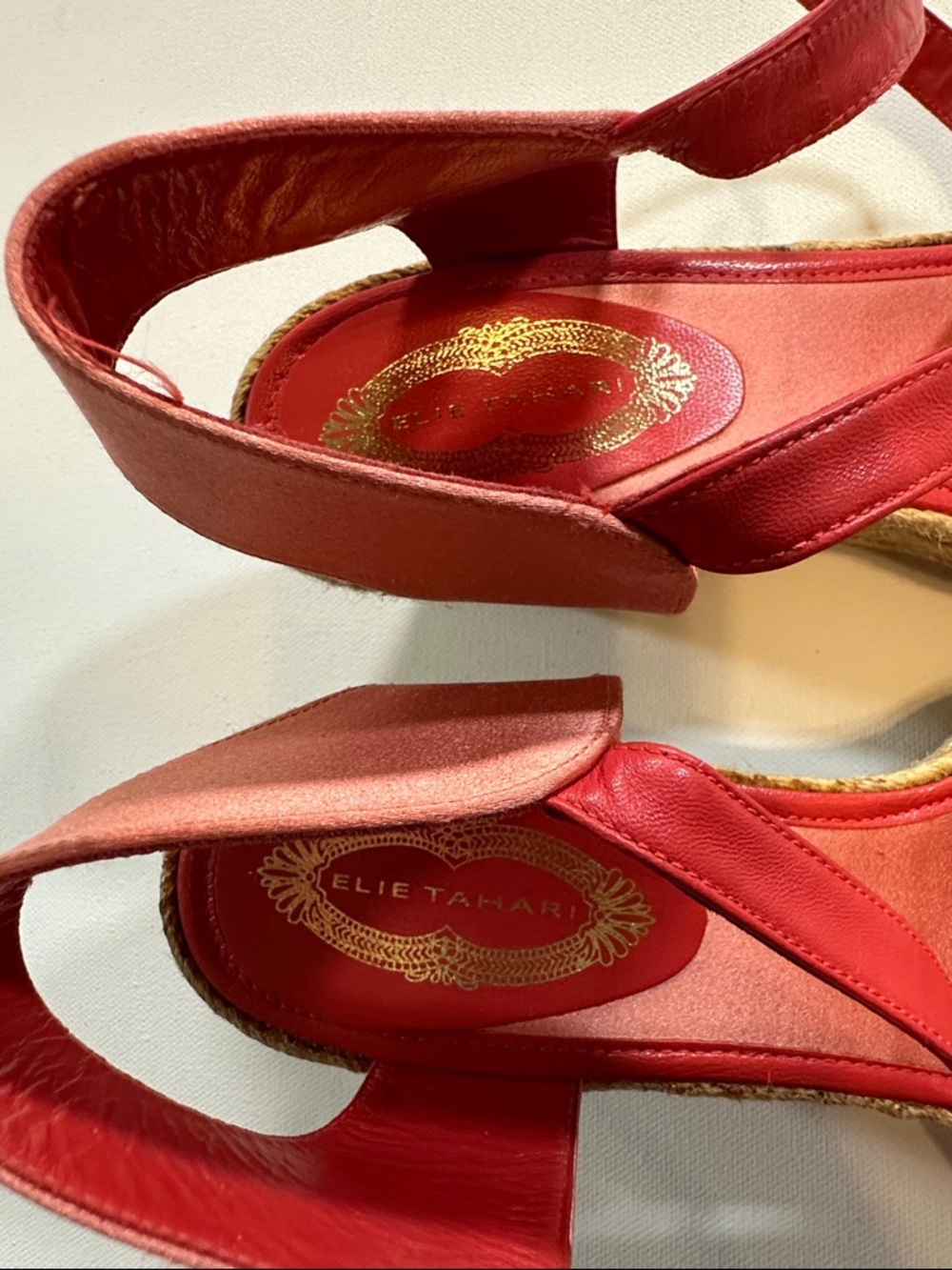Elie Tahari Coral Satin Espadrille Wedge Sandals Women's Size 8.5 - Picture 4 of 6